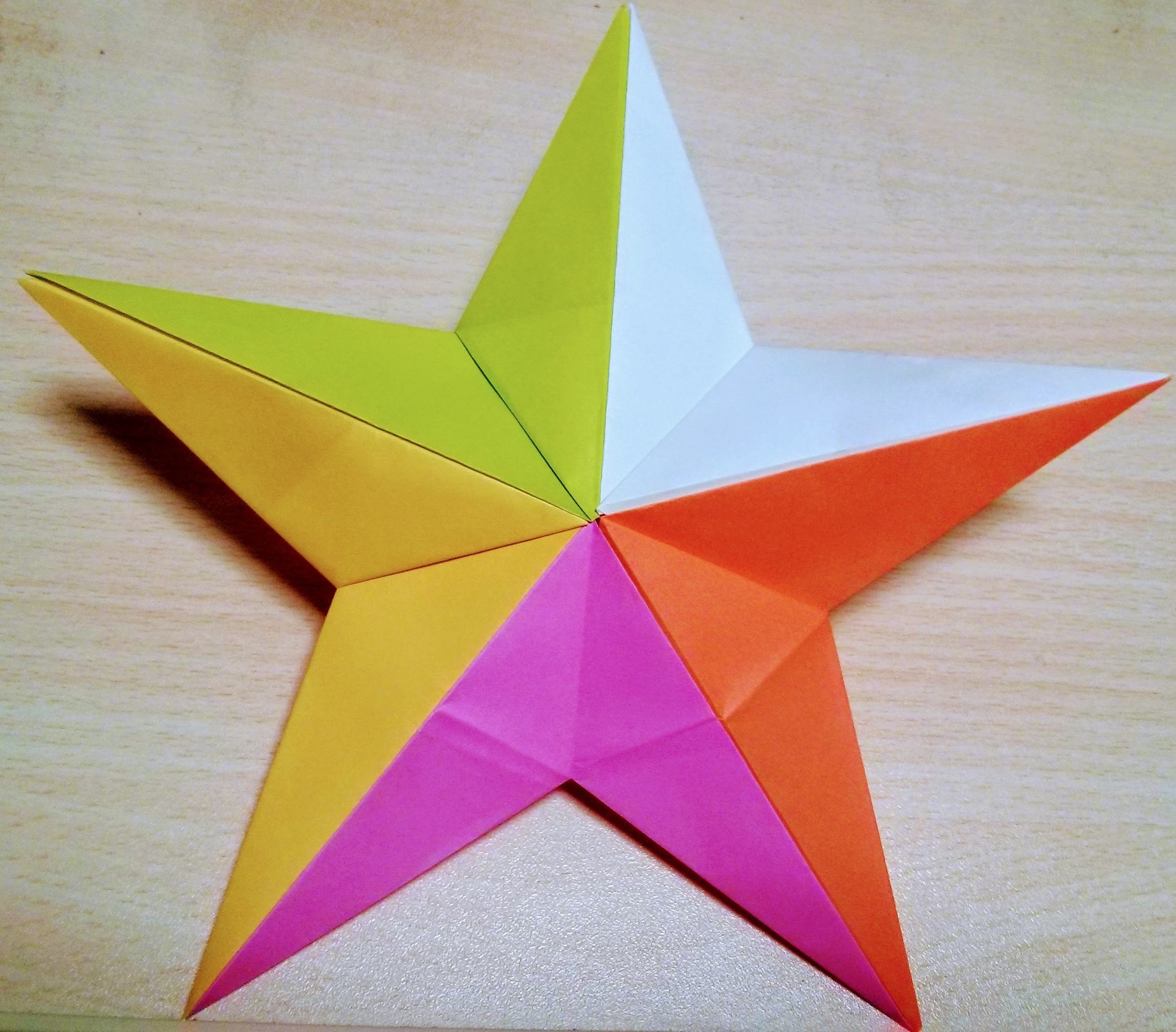 折り紙で立体星を作ろう！1枚・5枚・30枚で簡単にできる動画付き | 資格は独学で！働く主婦のここだけ勉強法