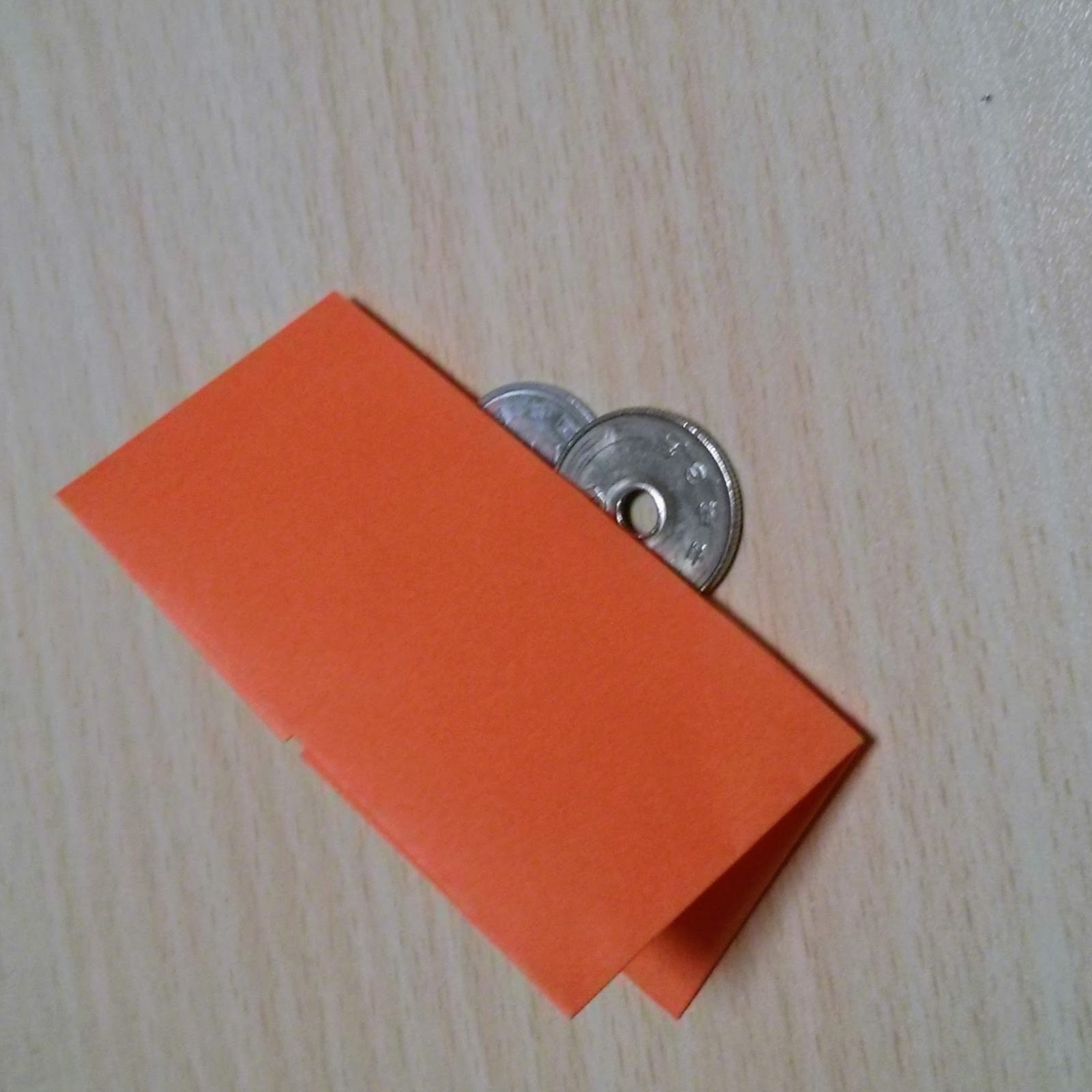 折り紙で簡単に作れる お財布の作り方8選 お札や小銭入れなど実用的な折り方も 暮らし の