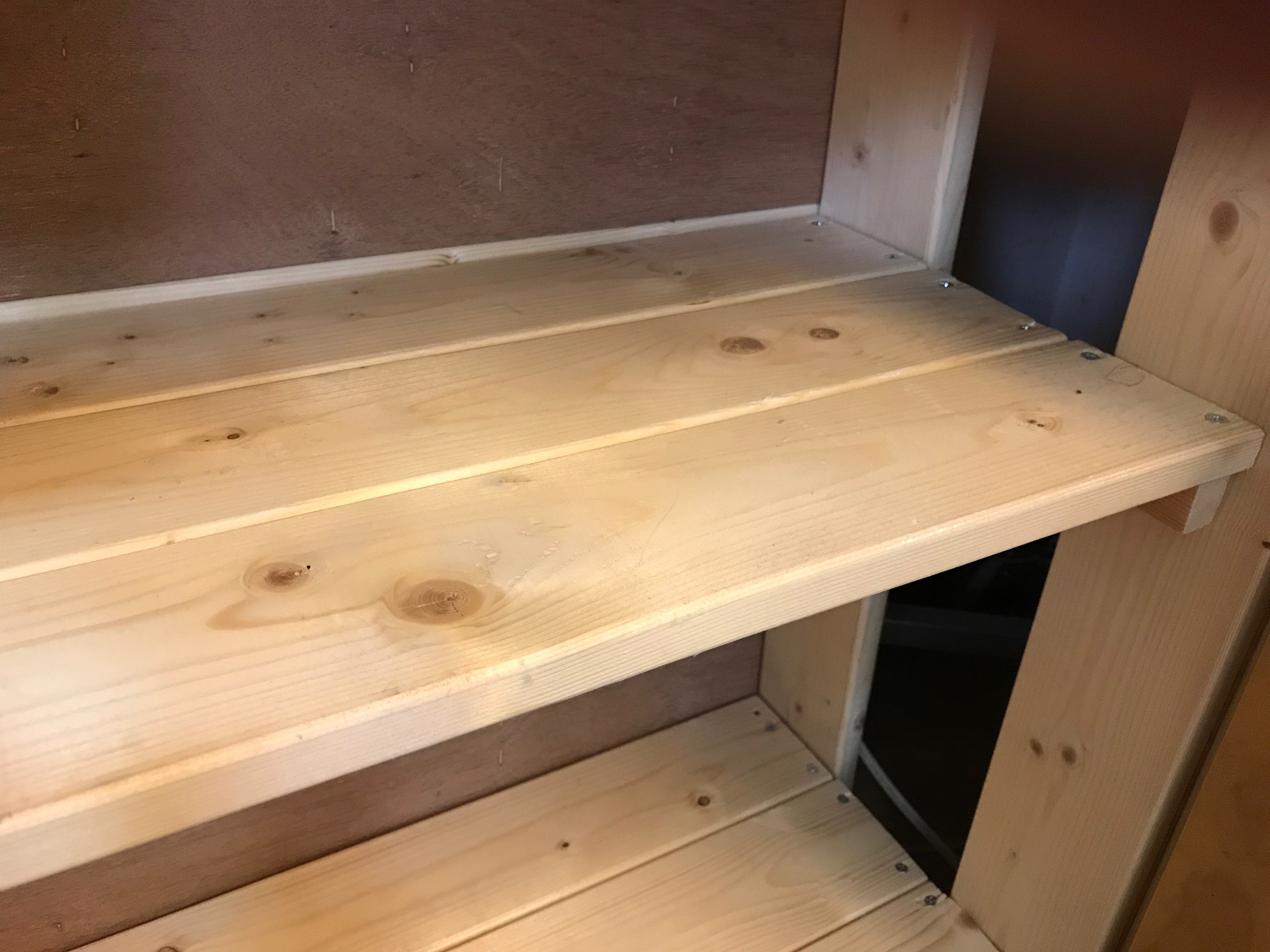 Diy ツーバイフォー ツーバイフォー（2×4）材でベンチをDIY。初心者でも簡単に木工用ボンドで作れます！
