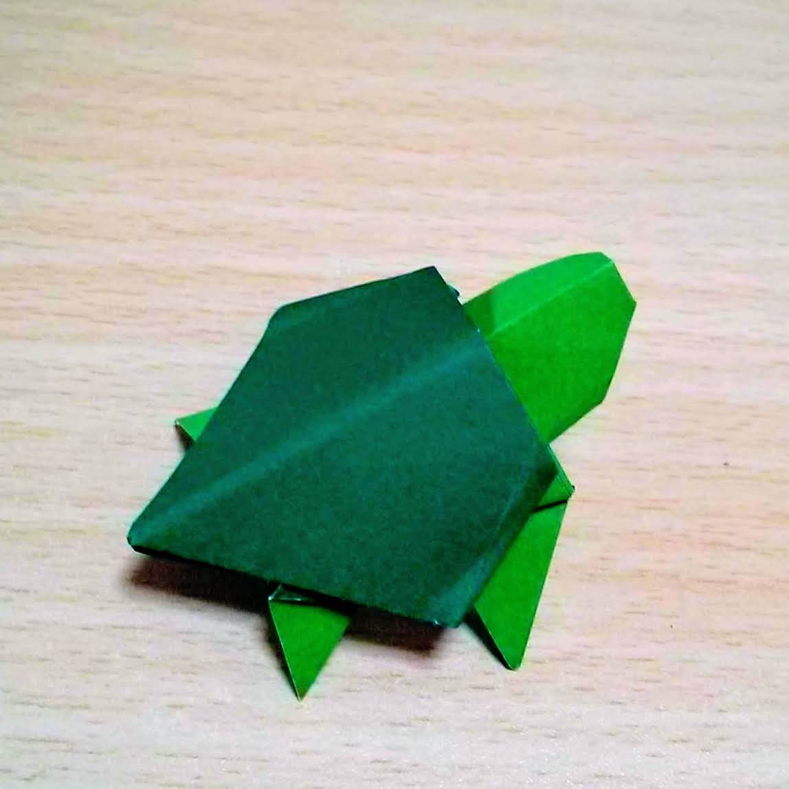 折り紙で作る 亀 の折り方講座 簡単な平面や難しい立体の作り方まで解説 暮らし の