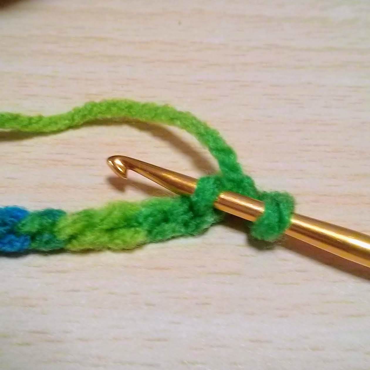 アクリルたわしを作ろう！編み図や初心者でも簡単な編み方までご紹介！  kurashi-no