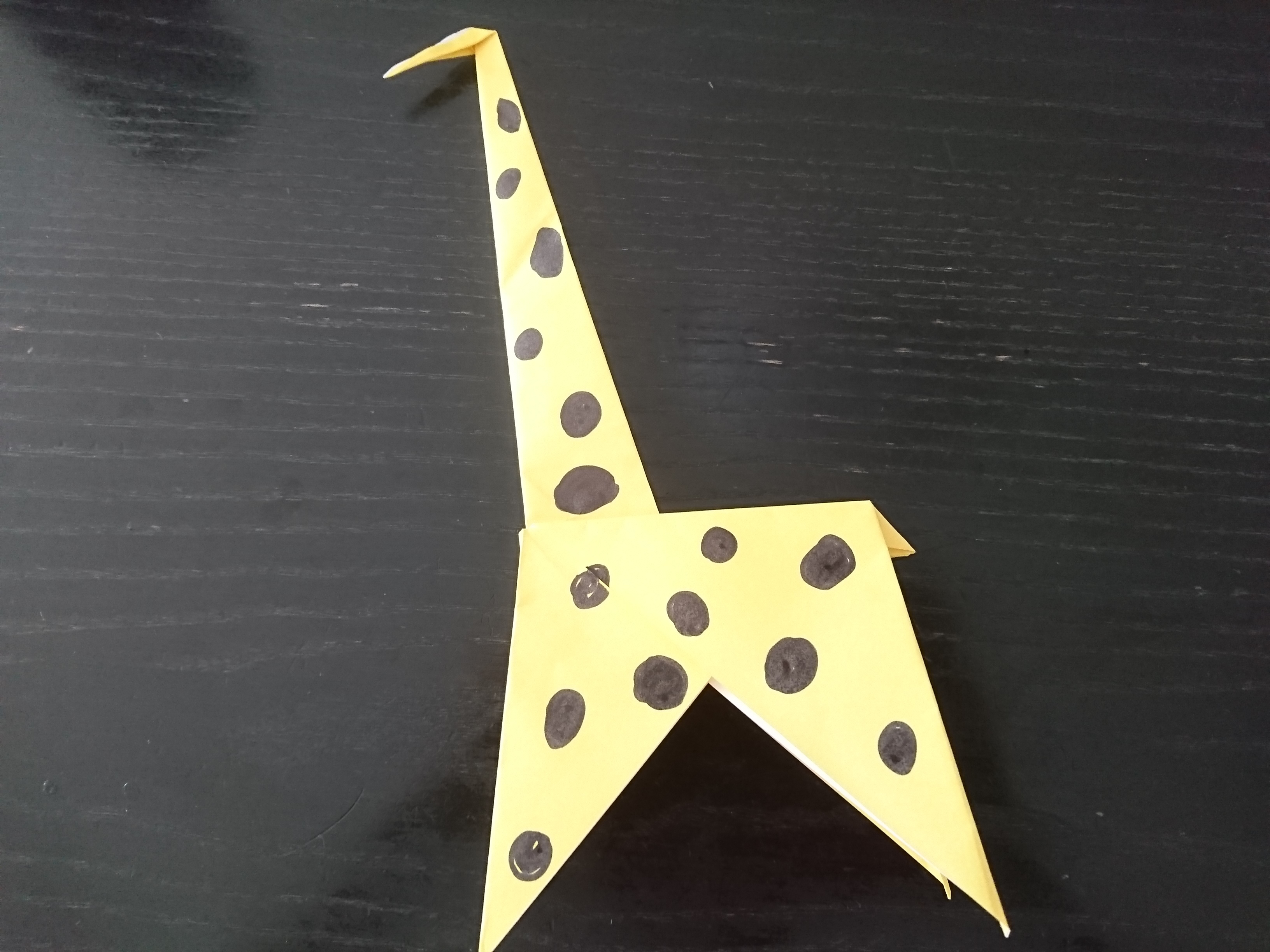 キリン 折り紙 折り紙の立体的な「キリン」の簡単な折り方