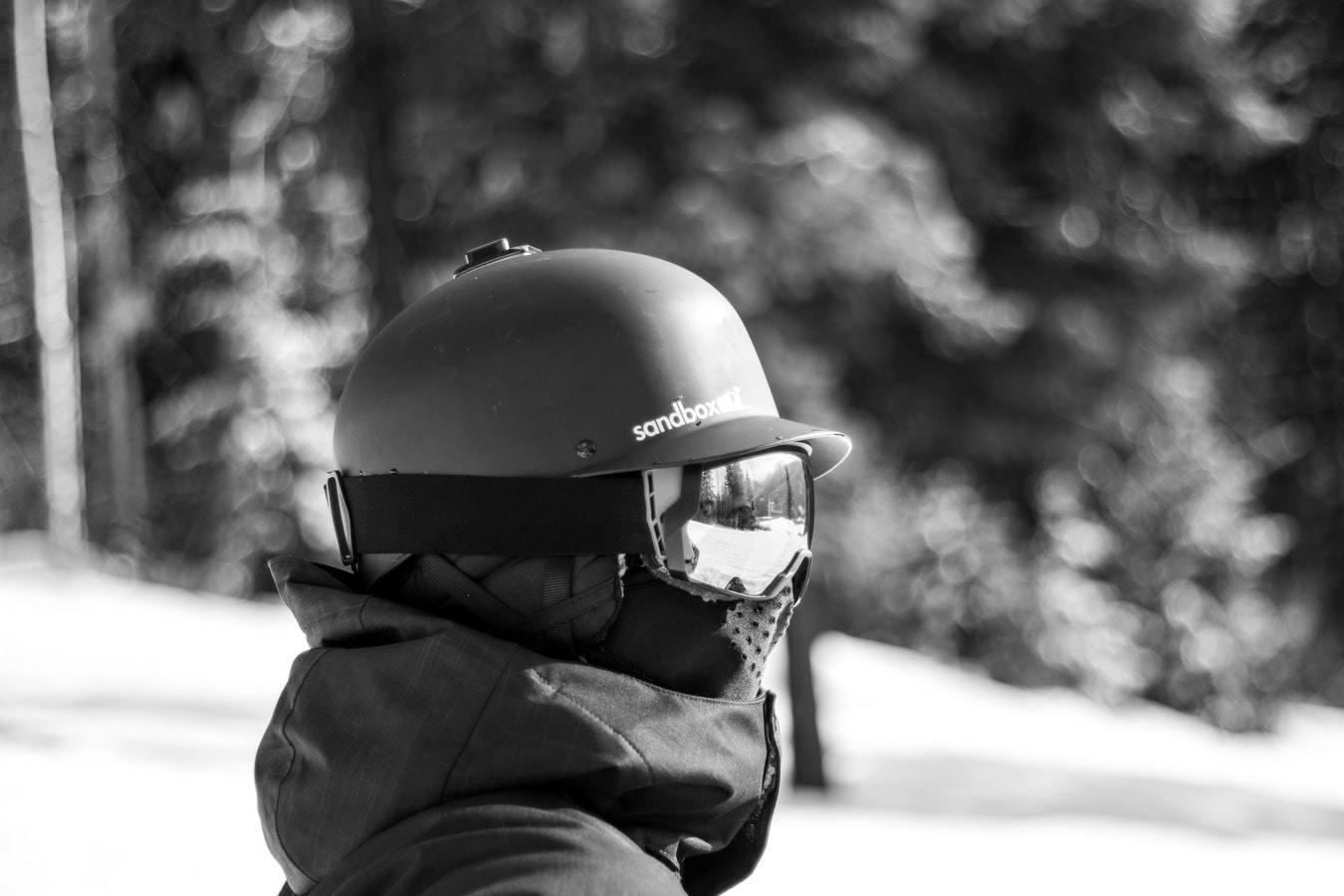 スノーボードのヘルメットおすすめ13選 有名選手も着用した人気モデルも 暮らし の