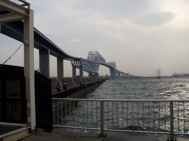 若洲海浜公園の釣り情報まとめ 釣果や釣れる魚 気になる駐車場情報まで解説 暮らし の