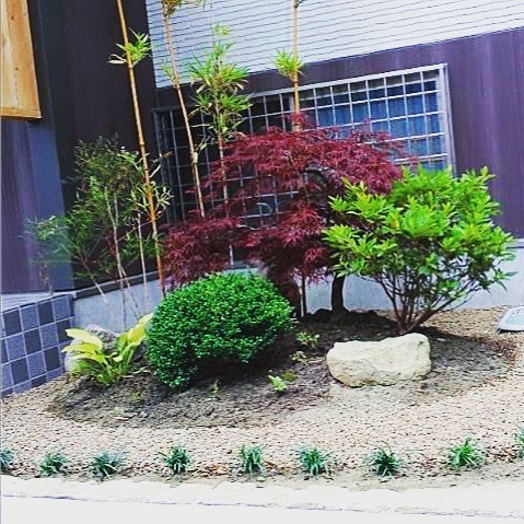 坪庭デザイン集 洋風 モダンなおしゃれな作り方とレイアウトをご紹介 Kurashi No