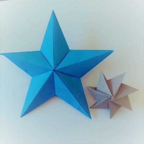 折り紙で作る 立体星 の折り方まとめ 簡単にできる立体ユニットも解説 Kurashi No