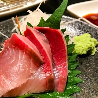 刺身が美味しい スマガツオ とは その特徴や食べ方 釣り方まで解説 Kurashi No