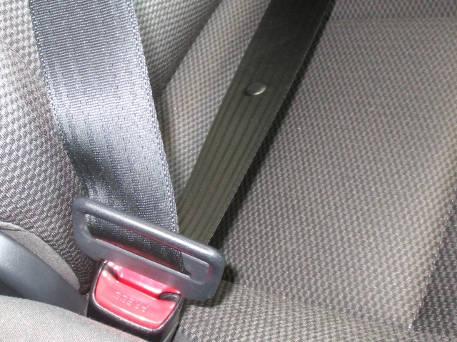 後部座席のシートベルト着用義務は 罰金 減点になる規制概要を徹底解説 暮らし の