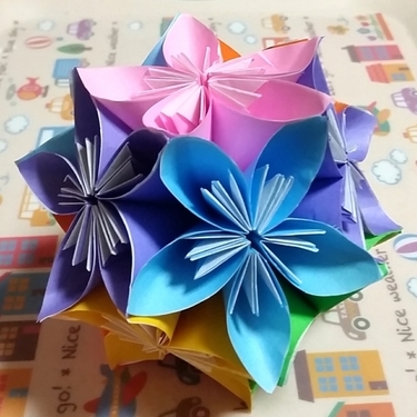 Berkah Picturergqie 折り紙 くす玉 30枚 花作り方 折り紙 くす玉 30枚 花作り方