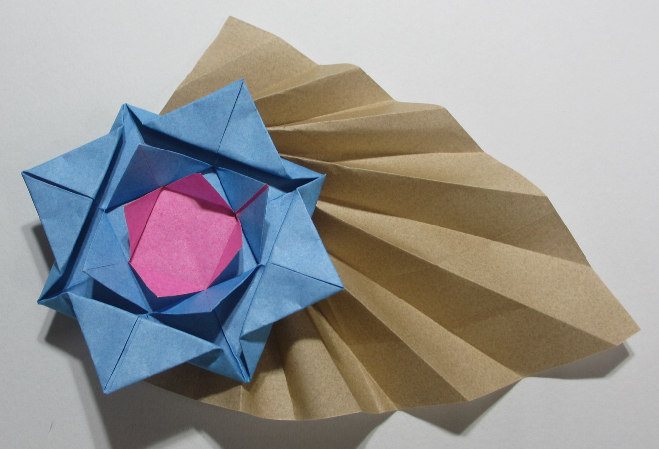 折り紙で作る メダル の作り方 一枚で簡単なものや少し難しい作り方を解説 Kurashi No