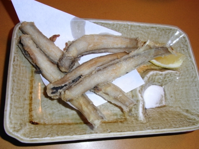 謎の深海魚 ゲンゲ とは 美味しいと噂の魚の正体と食べ方をご紹介 Kurashi No