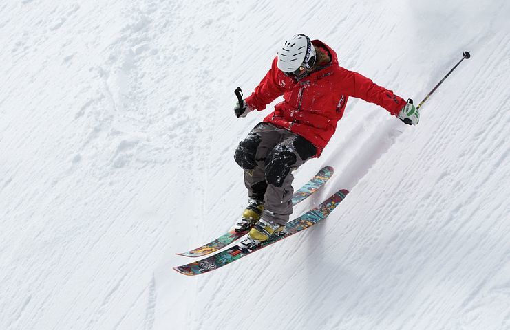 スキーウェアの人気ブランド15選！国内外の有名注目ブランドを大公開！ | kurashi-no