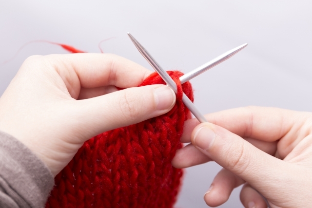編み物 マフラーの編み方講座 初心者でも簡単な編み方のコツをご紹介 暮らし の