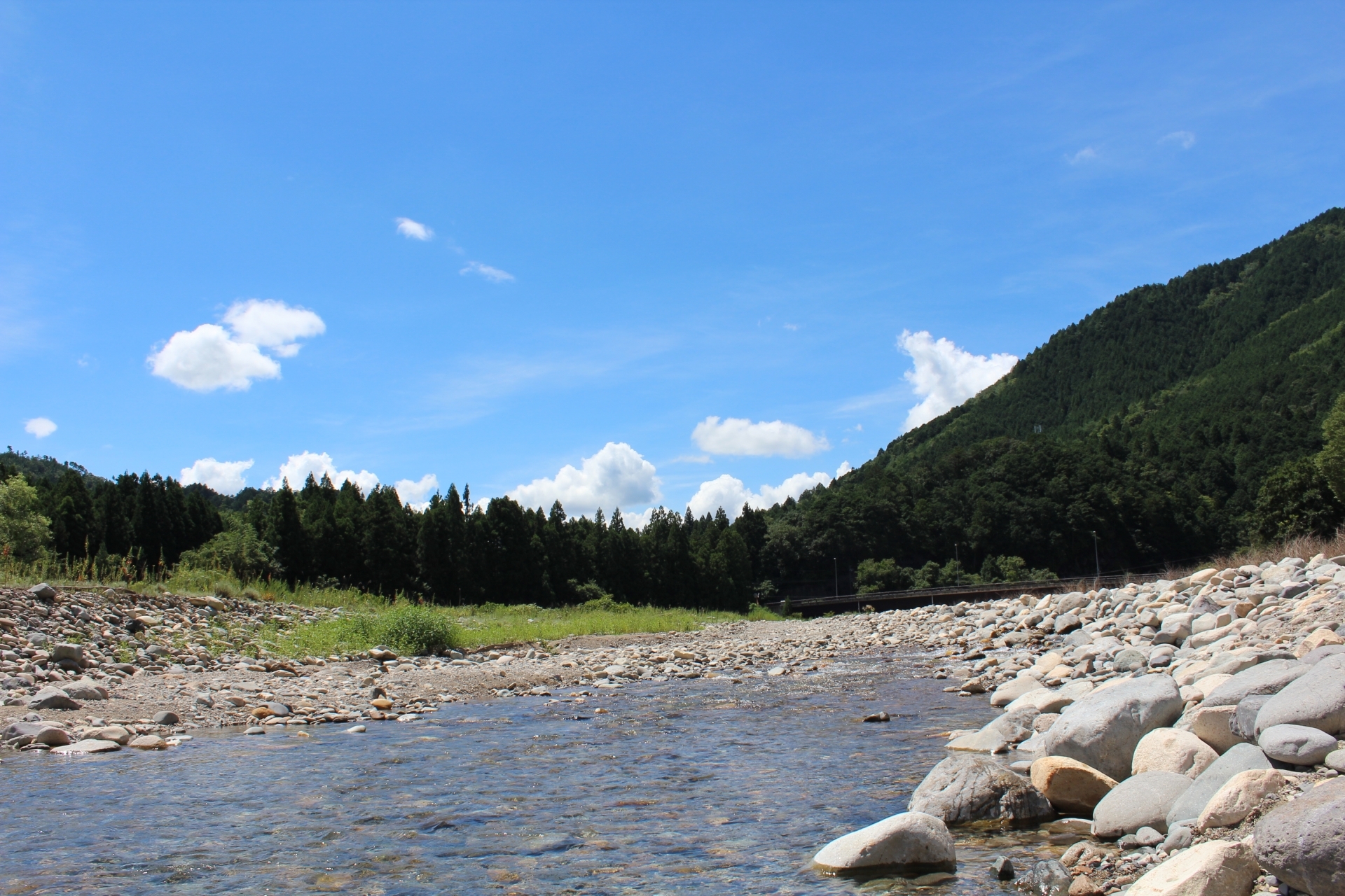 関西の川遊びスポットおすすめ15選 綺麗な川でキャンプやバーベキューも Kurashi No