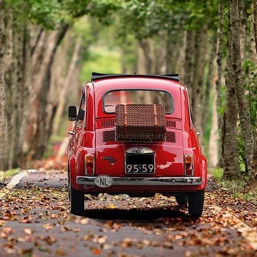 車中泊のカーテンや目隠しを自作しよう 100均グッズを使った方法をご紹介 暮らし の