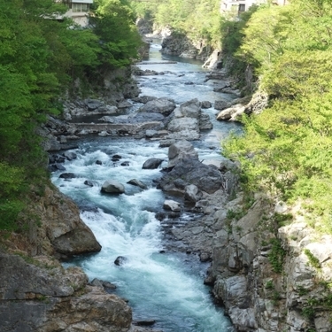 鬼怒川温泉に廃墟群 温泉街が廃墟になった理由や現在の情報をご紹介 暮らし の