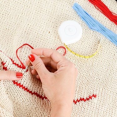 初心者でも簡単 刺繍の入門講座 ステッチの種類や基本的な縫い方を徹底解説 暮らし の