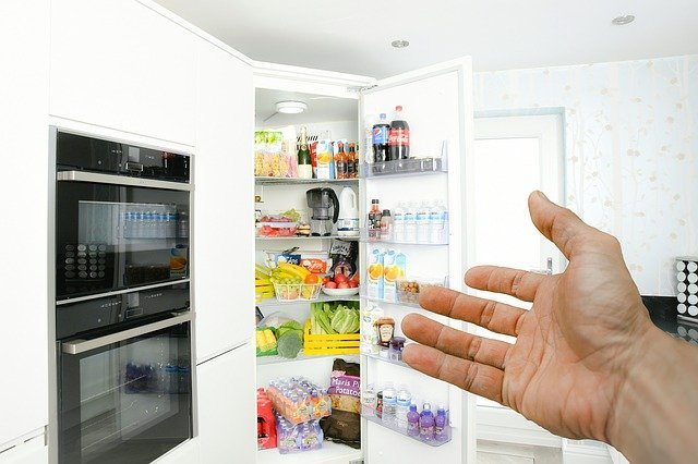 冷蔵庫が簡単 おしゃれに リメイクシートの貼り方講座 おすすめのアレンジ実例も 暮らし の
